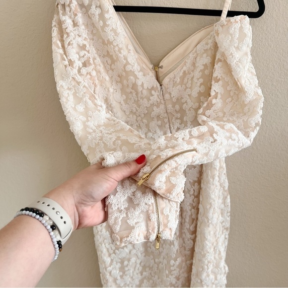 Self-Portrait Textured Cream Off-Shoulder Mini Dress - Picture 7 of 15